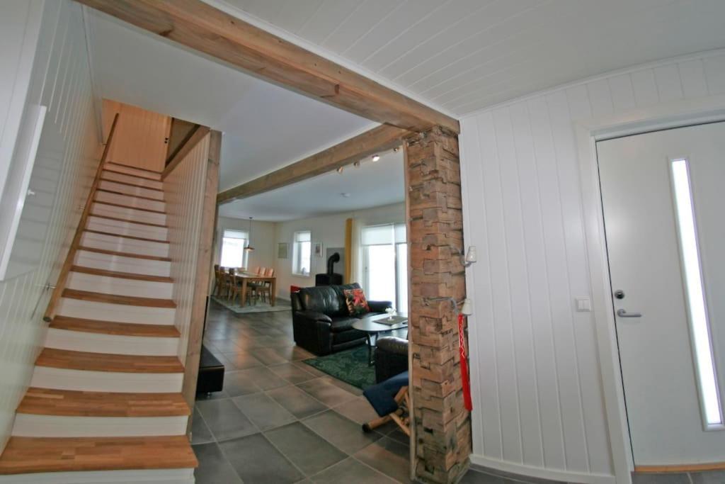 Nesseby Guesthouse Varangerbotn Екстериор снимка